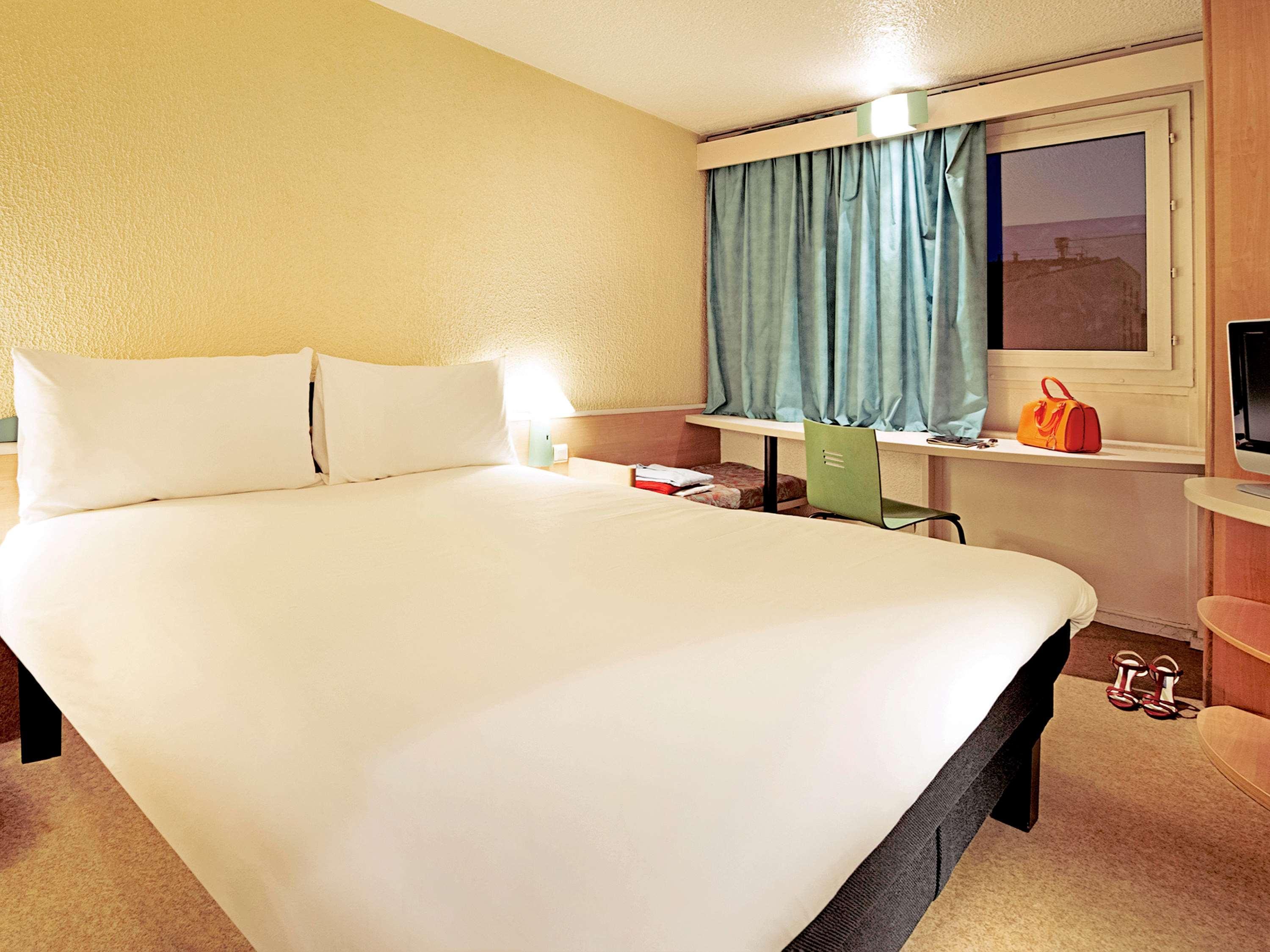 B&B Hotel Grenoble Universite 2 Gières エクステリア 写真