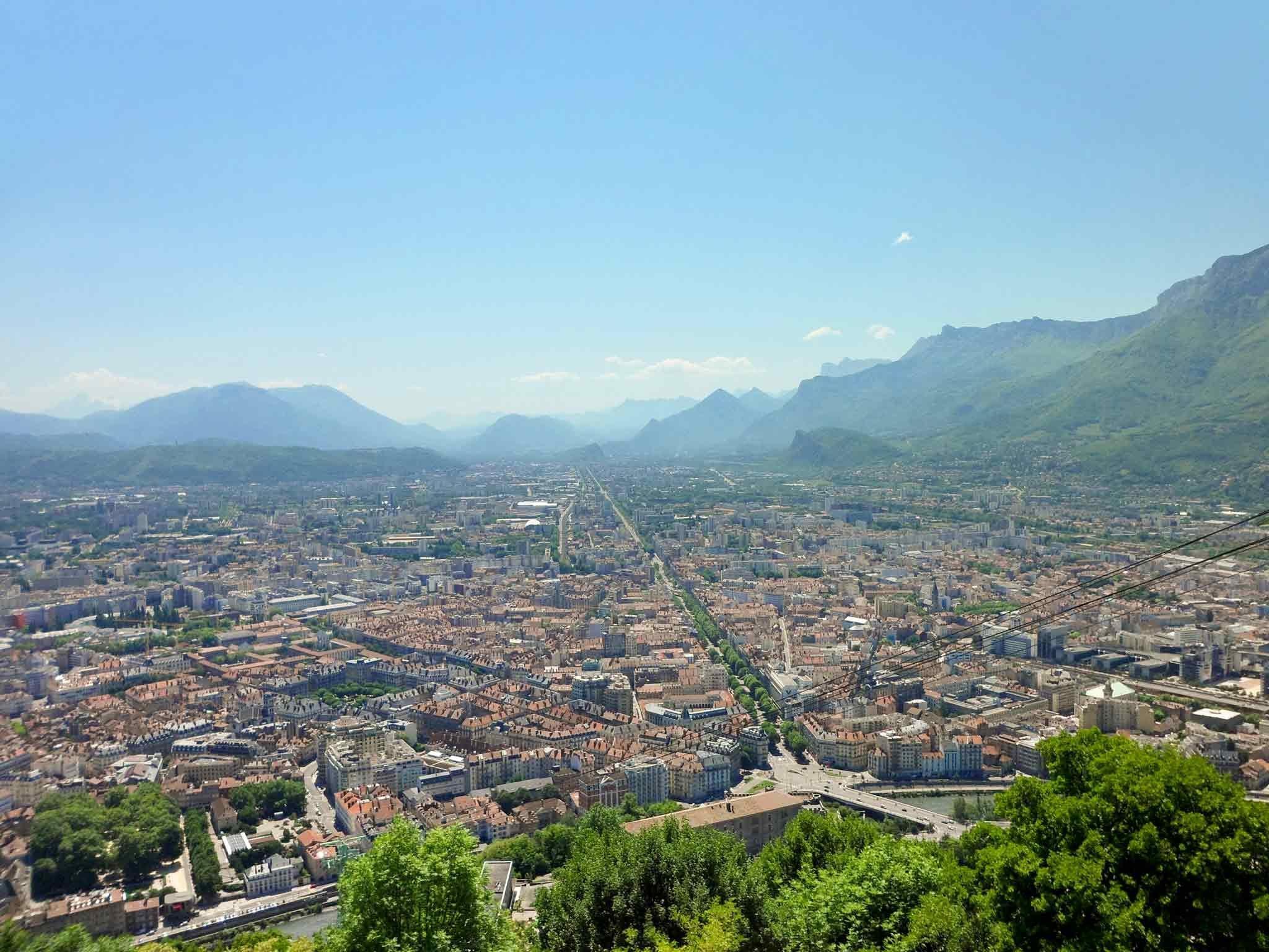 Ibis Grenoble Universite Gières エクステリア 写真