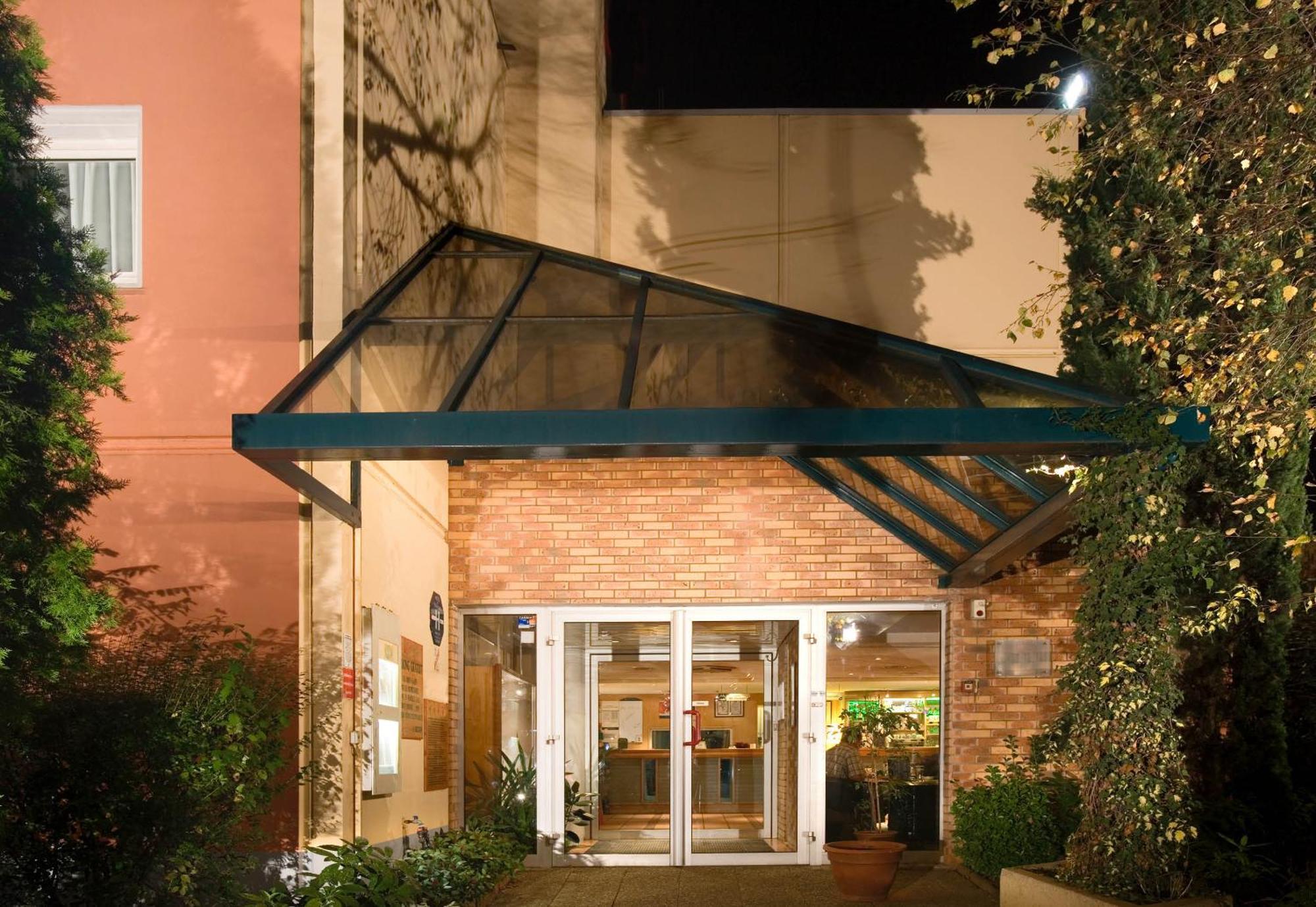 B&B Hotel Grenoble Universite 2 Gières エクステリア 写真