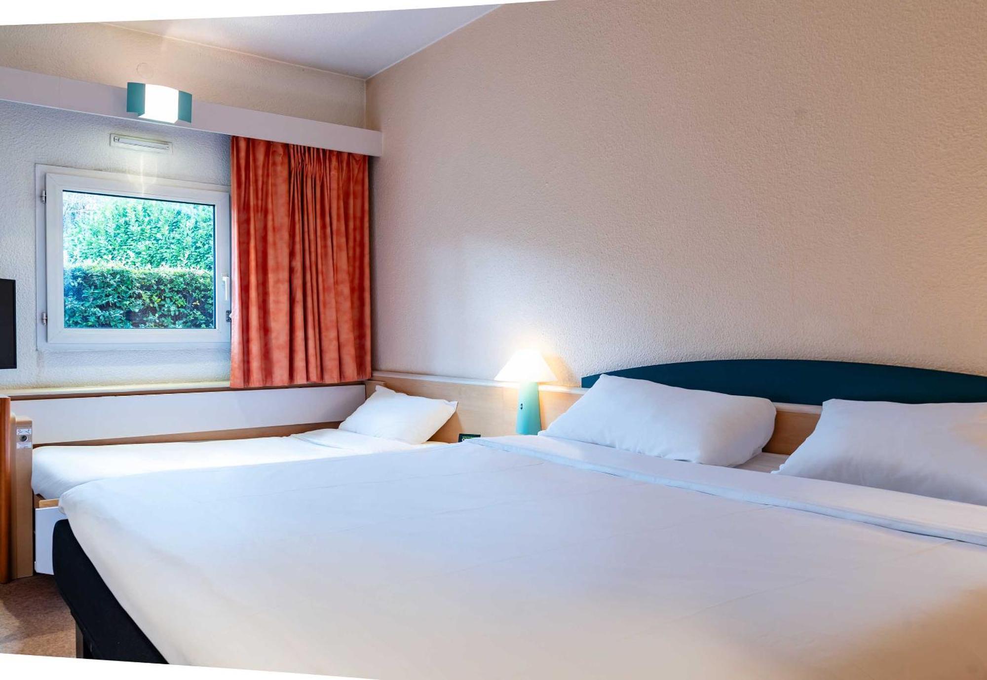 B&B Hotel Grenoble Universite 2 Gières エクステリア 写真