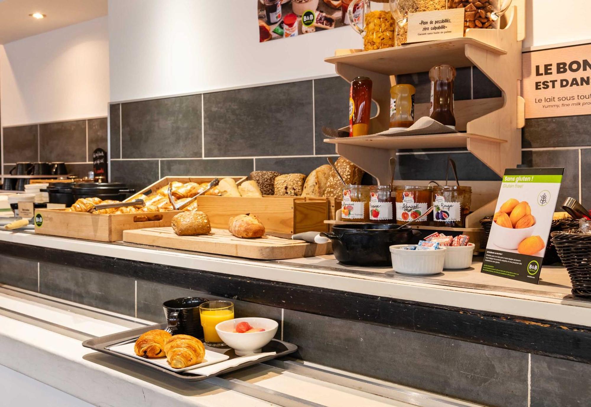 B&B Hotel Grenoble Universite 2 Gières エクステリア 写真